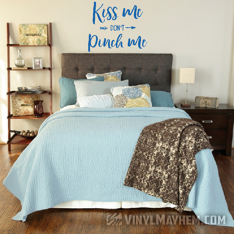 Kiss Me Don&#39;t Pinch Me Irish vinyl sticker