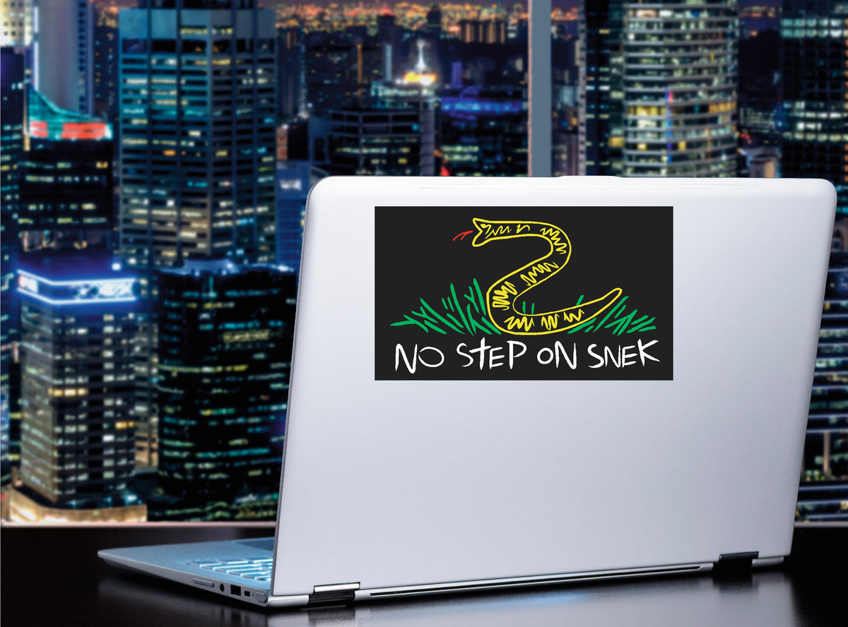 No Step On Snek Don&#39;t Tread On Me sticker